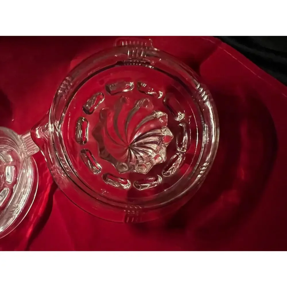 Vintage Criss Cross Juicers with Side Tab - set of 2 - Picture 7 of 11